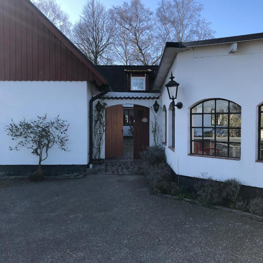 Stort Rymligt Boende Med Tva Sovrum Och Pentry I Lantlig Miljoe Höllviken Extérieur photo