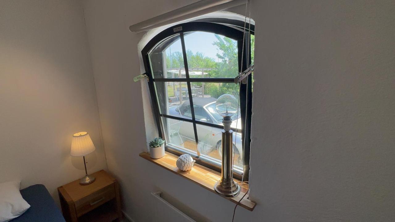 Stort Rymligt Boende Med Tva Sovrum Och Pentry I Lantlig Miljoe Höllviken Extérieur photo